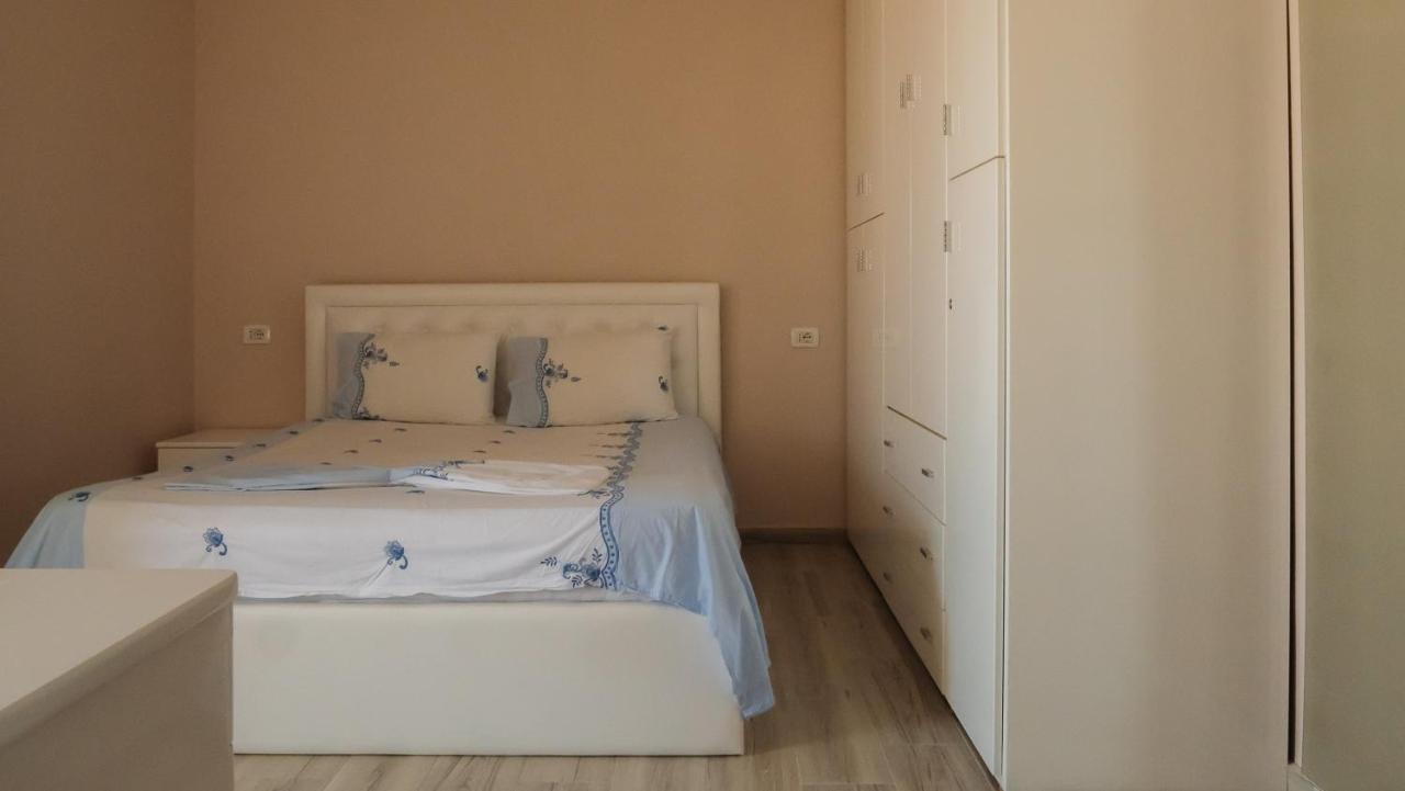 Adriatic East View Apartment Durres Bagian luar foto